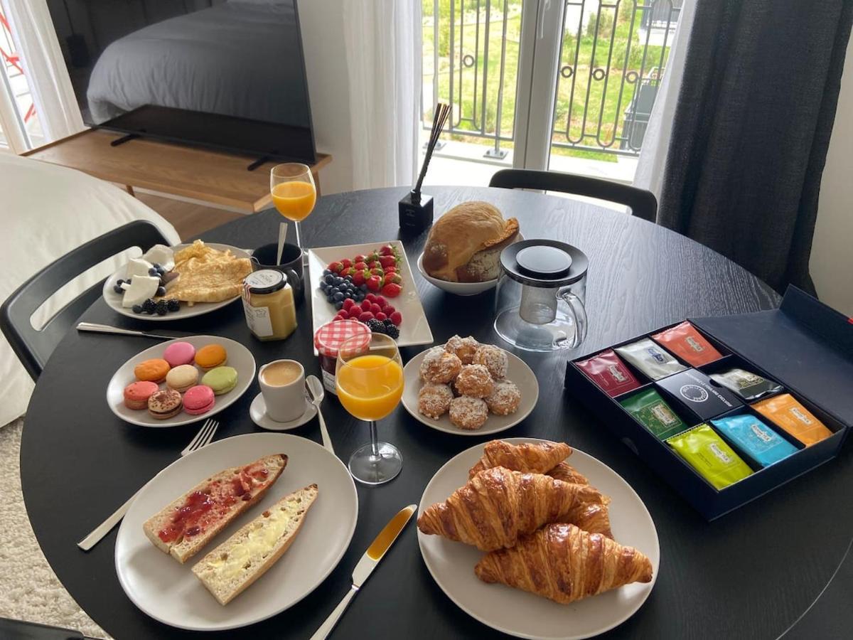 Disneyland Minimalist Lifestyle - 5 Pax Apartment เซร์ริส ภายนอก รูปภาพ
