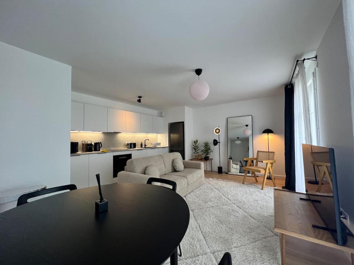 Disneyland Minimalist Lifestyle - 5 Pax Apartment เซร์ริส ภายนอก รูปภาพ