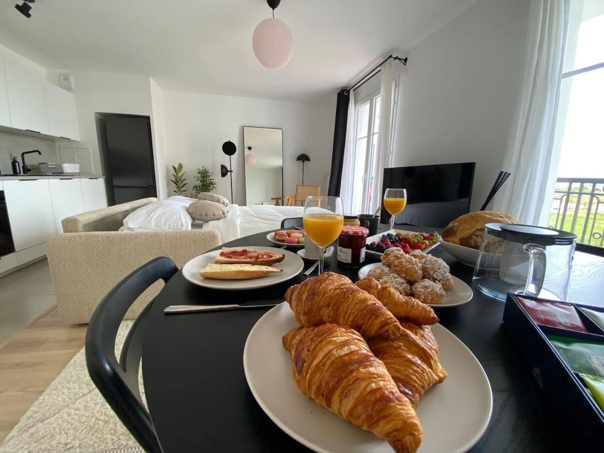 Disneyland Minimalist Lifestyle - 5 Pax Apartment เซร์ริส ภายนอก รูปภาพ